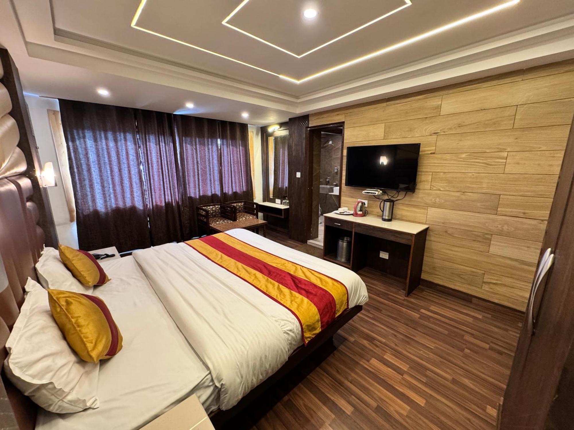 Victory Hotel And Restaurant By Gs Hospitality Shimla Ngoại thất bức ảnh